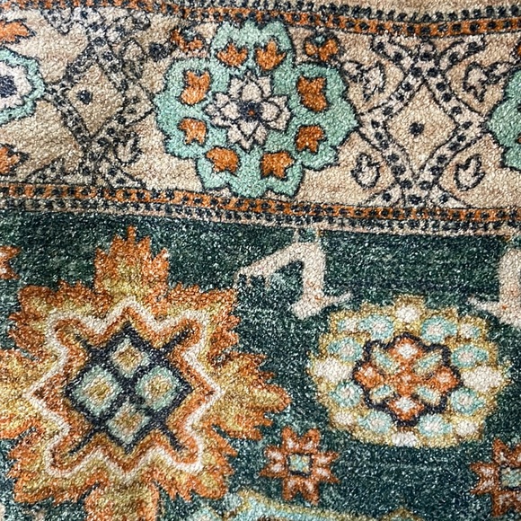 •urban outfitters chenille rug• - Picture 7 of 9